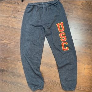 Super cute USC sweats